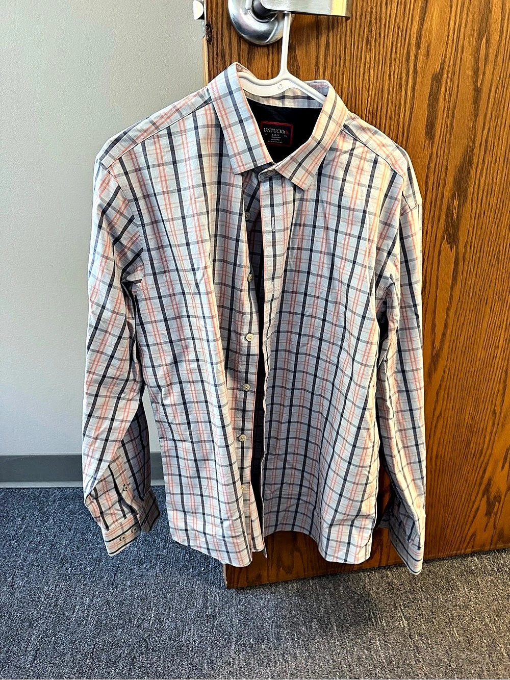 UNTUCKit Plaid Button Down in Blue & White Large